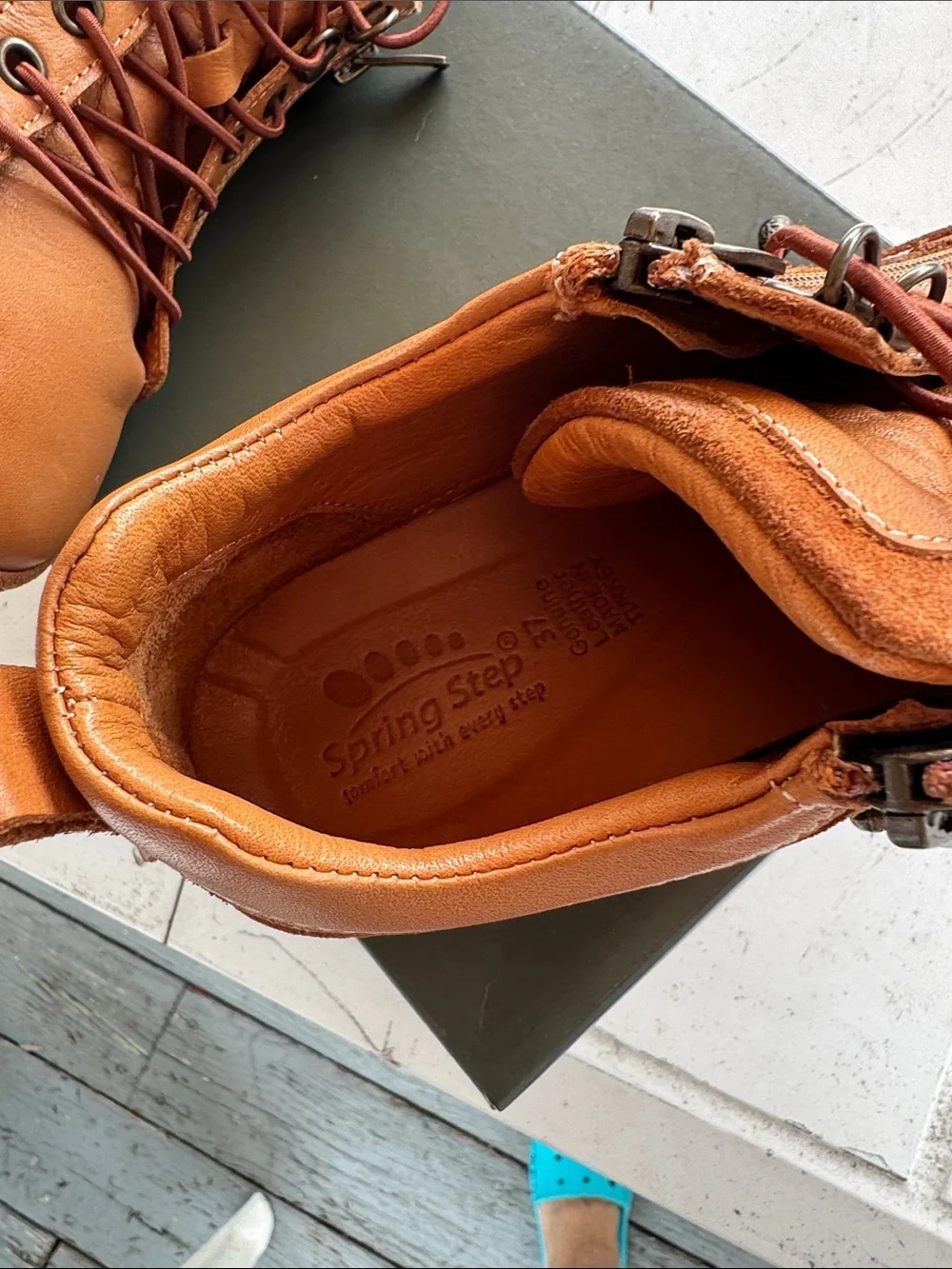Spring Step women light brown Leather Chukka Boots with Side Zips